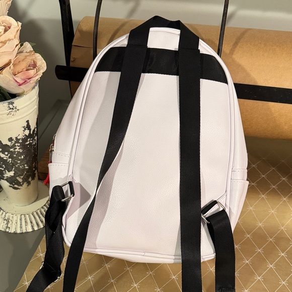 Hello Kitty Mini Backpack - Picture 3 of 10